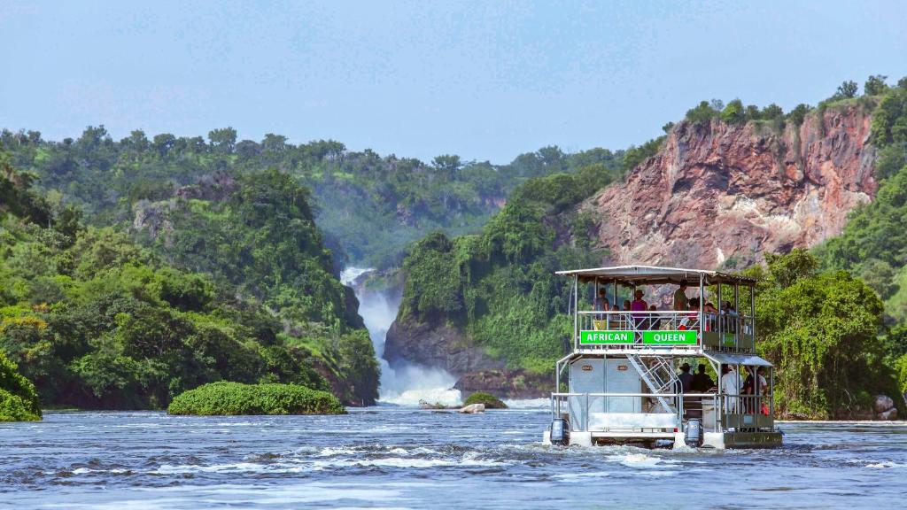 Paraa area | Murchison falls park safari