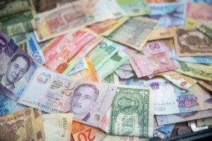 currency exchange uganda