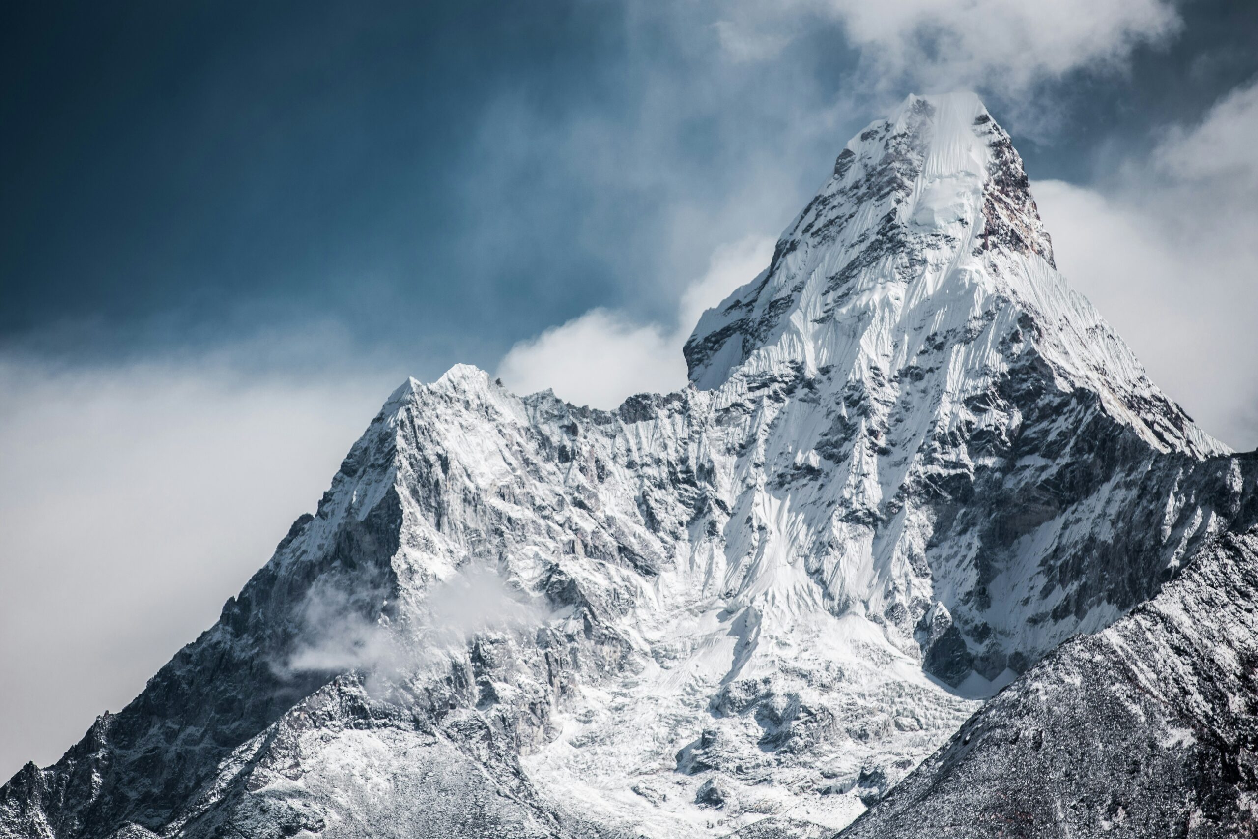 Rwenzori Trekking Guide