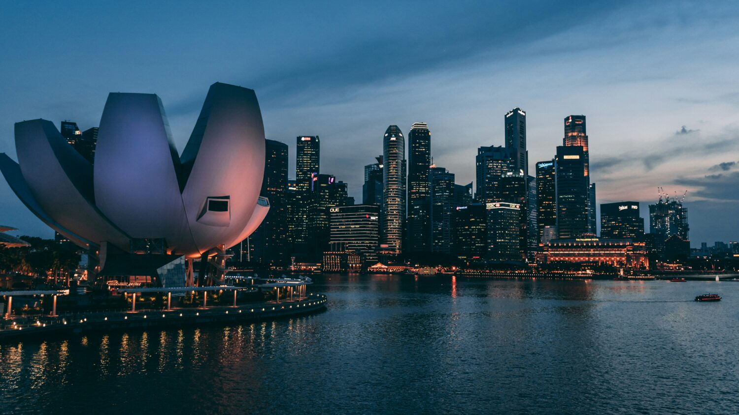 flights to Uganda from Singapore