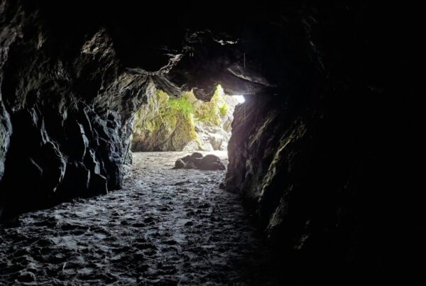 Amabere Ga Nyina Mwiru Caves