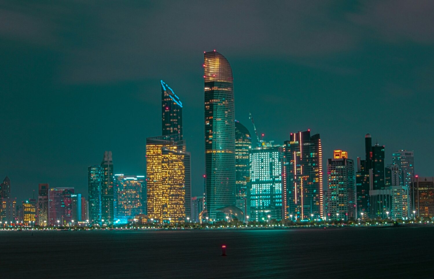 flights to Uganda from UAE