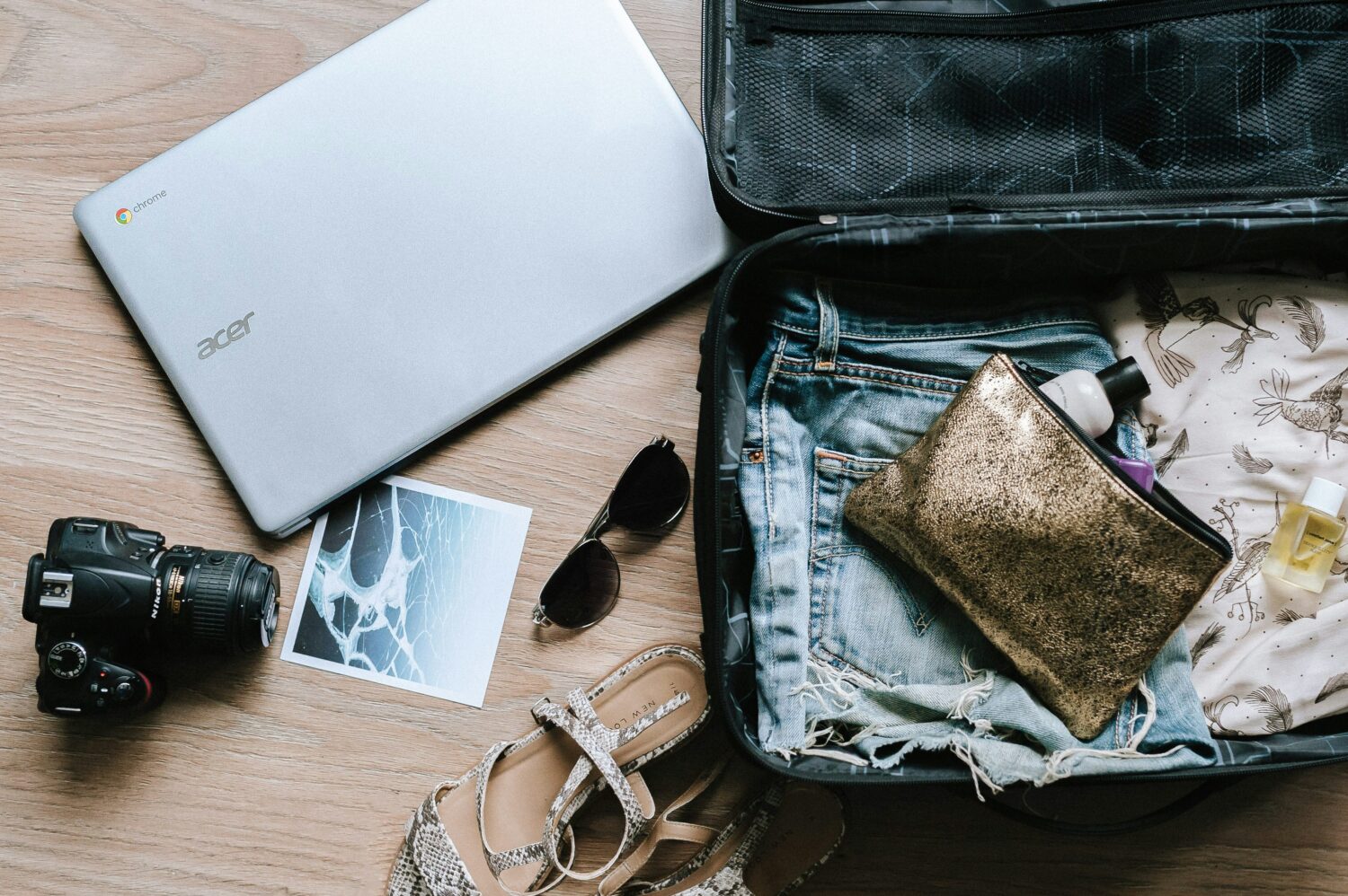 Uganda safari packing list for European winter travelers