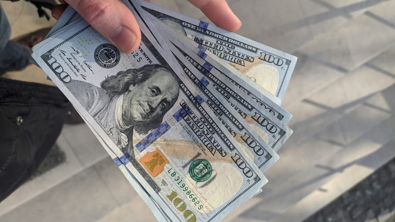 pocket money for Uganda safari