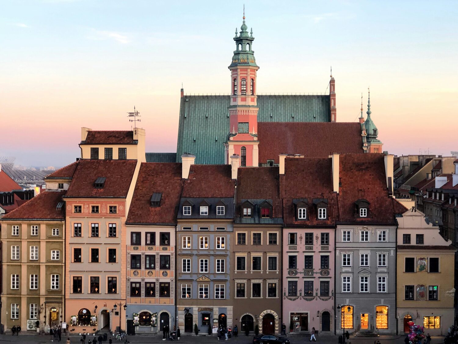 Uganda visa Irish and Polish citizens
