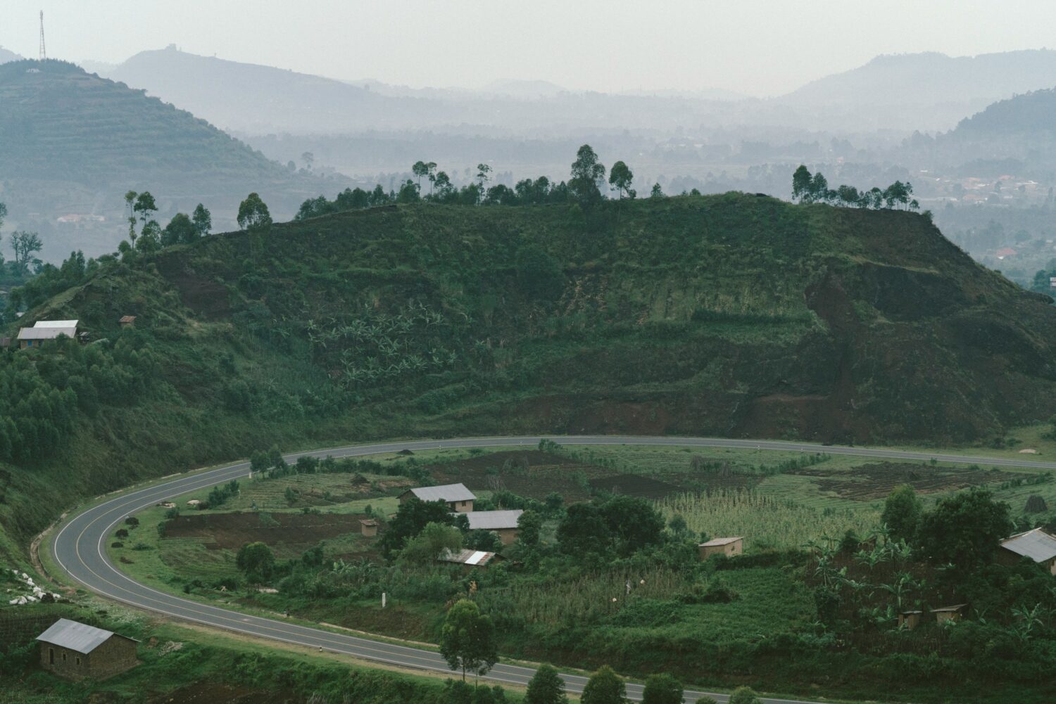 Uganda safari rain vs dry season